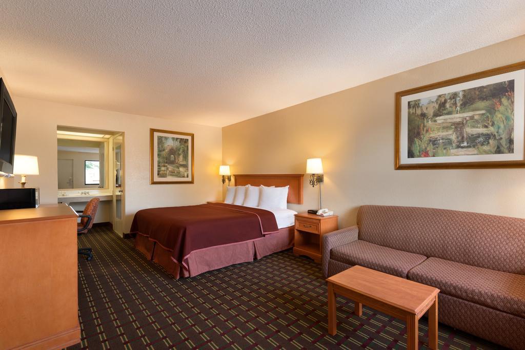 Rodeway Inn Port Richey North Dış mekan fotoğraf