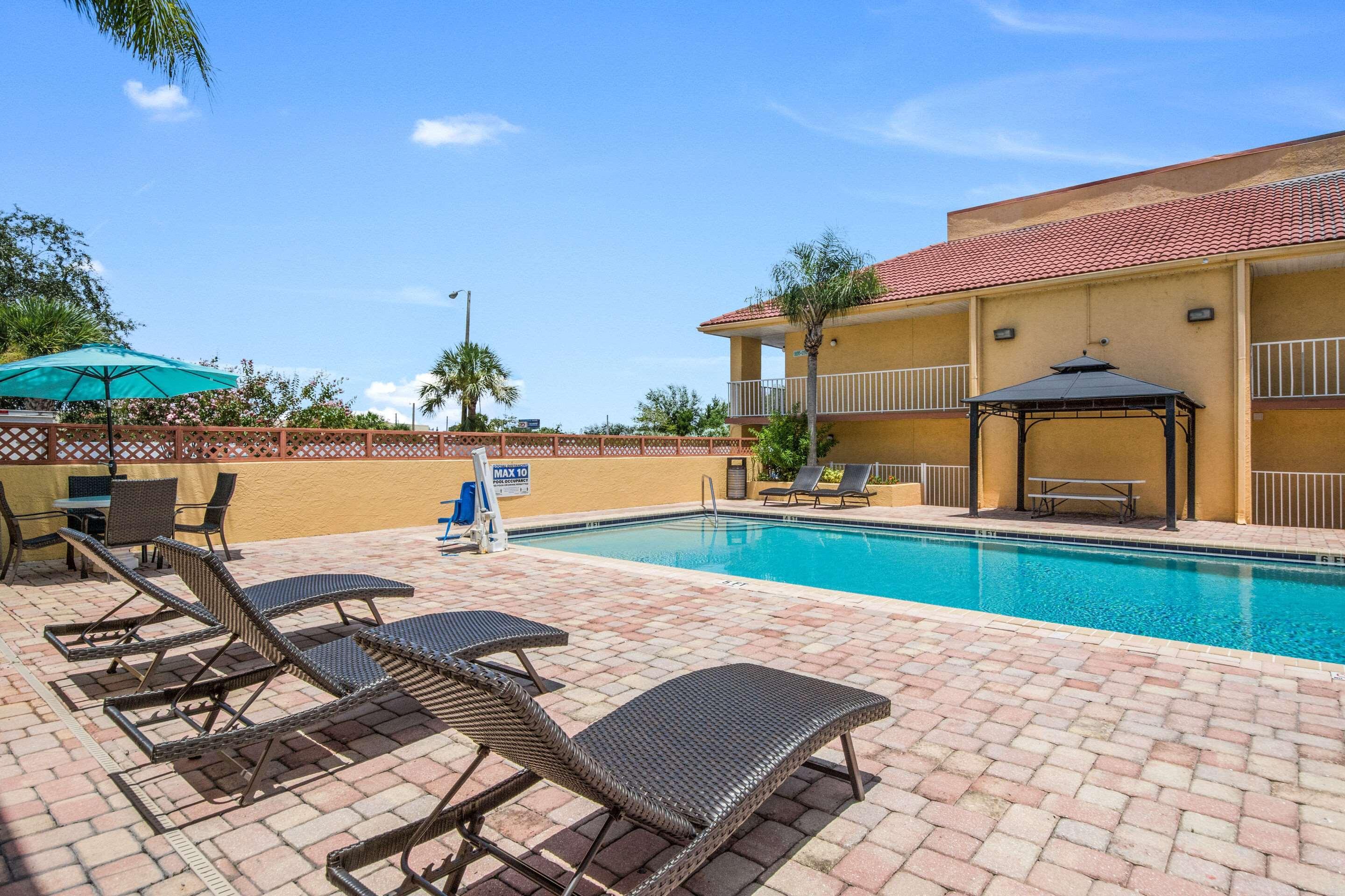 Rodeway Inn Port Richey North Dış mekan fotoğraf